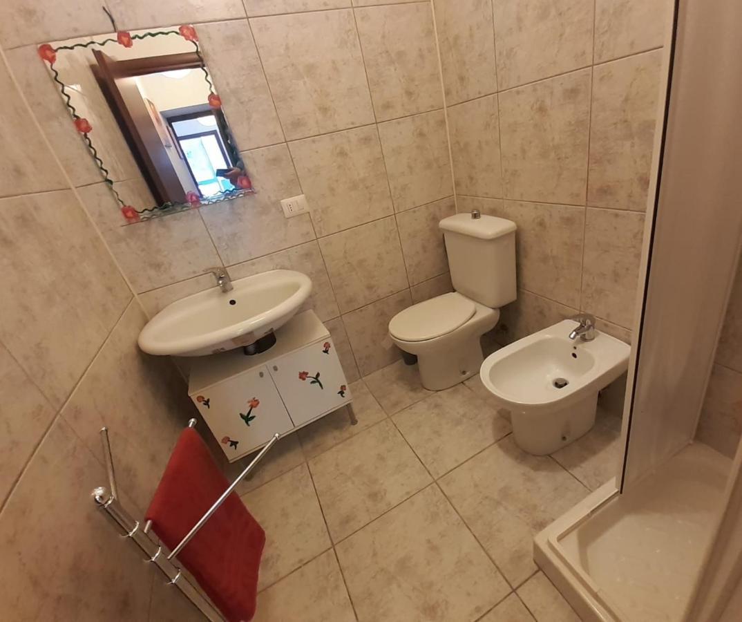 Il Filo Di Arianna Apartment Catania Bagian luar foto
